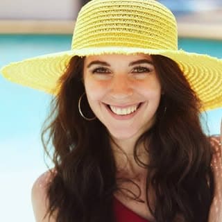 Claudia Moras profile image