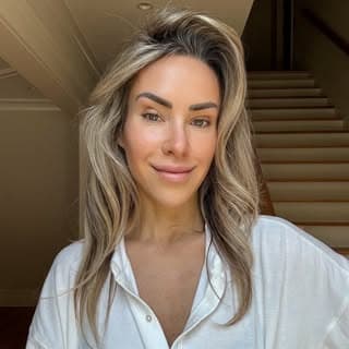 Gabrielle St Claire profile image