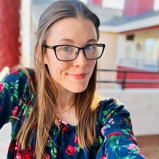Casey Cromwell Gluten Free Celiac Foodie profile image