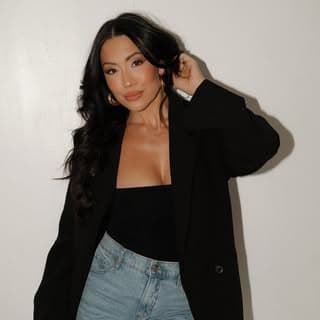 Nicky Schmaderer profile image