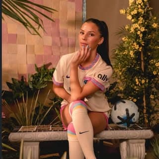 Melanie Barcenas profile image