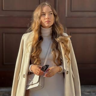 Rebeka Barath profile image