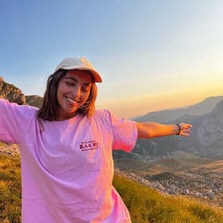 Nora πΏ | Adventure Traveler | Digital Nomad profile image