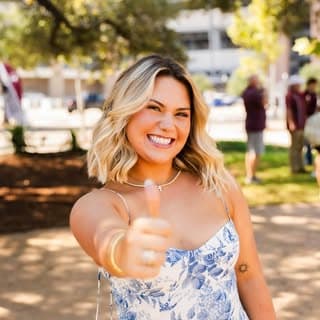 Anna Leigh profile image