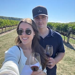 Laura and Alex Foster profile image