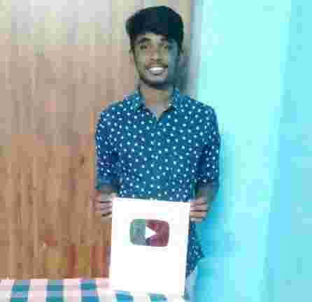 Muthuselvam YouTuber profile image