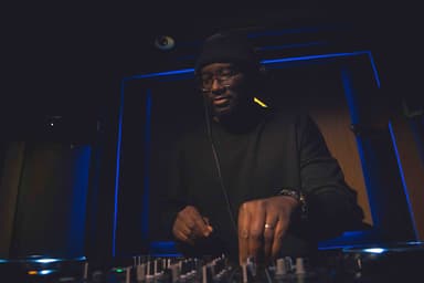 Mister L profile image