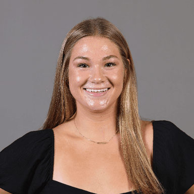Julia Waechter profile image