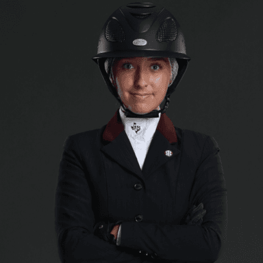Nicole Leonard profile image