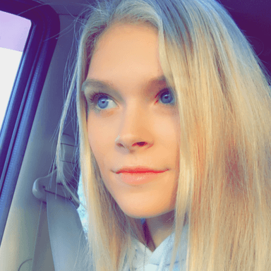 Ashlee Ogren profile image