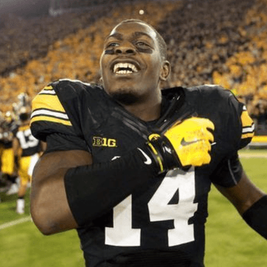Desmond King profile image