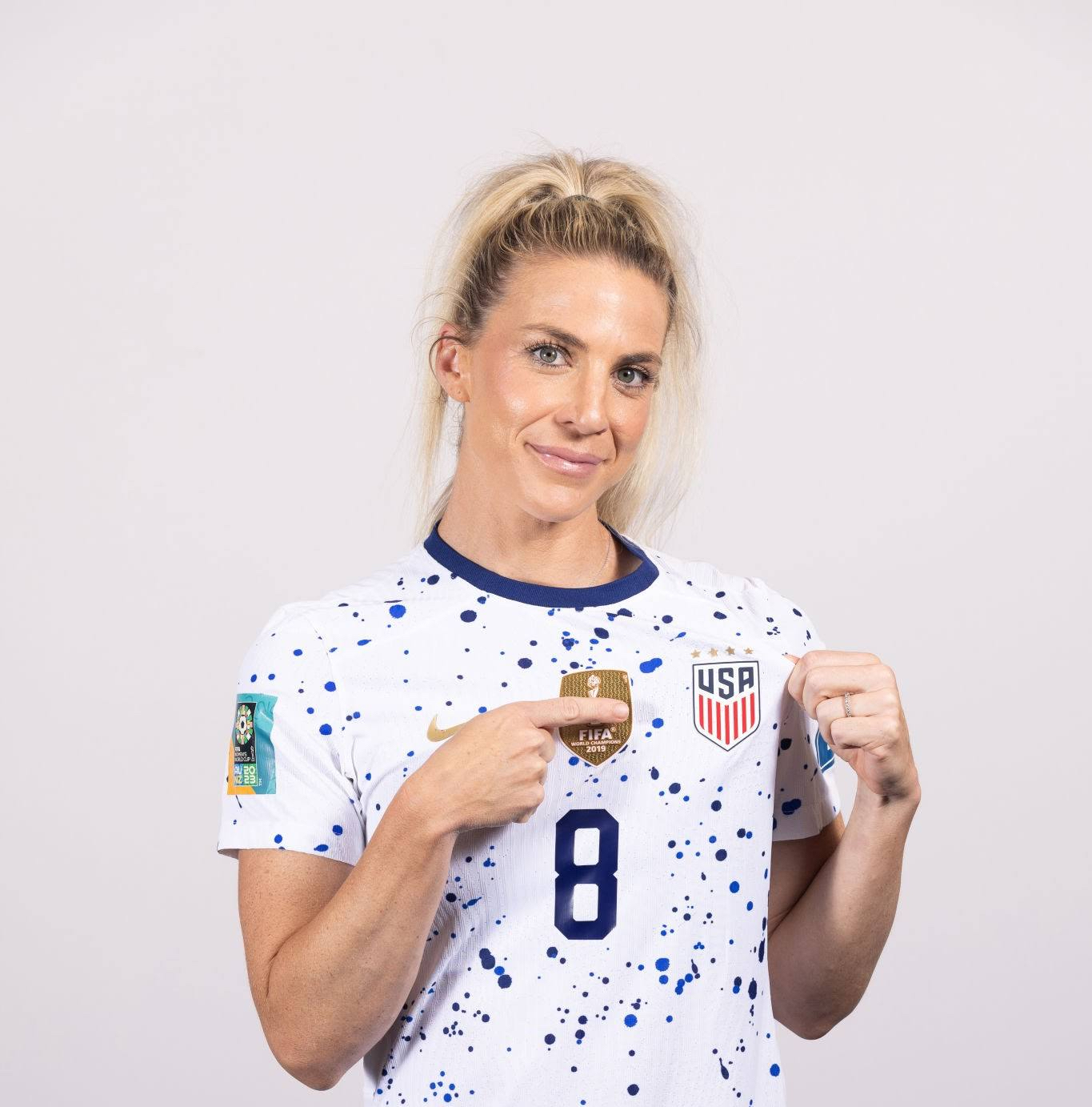 Julie ertz opensponsorship